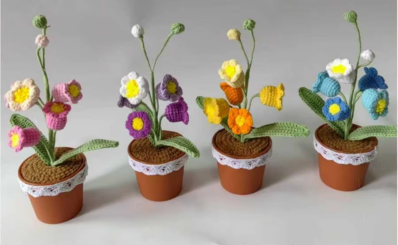 Handmade Crochet Tulip Bouquet Potted Plants, Knitted Artificial Forever Flowers with Exquisite Pot, Gift to Friends Women Kids